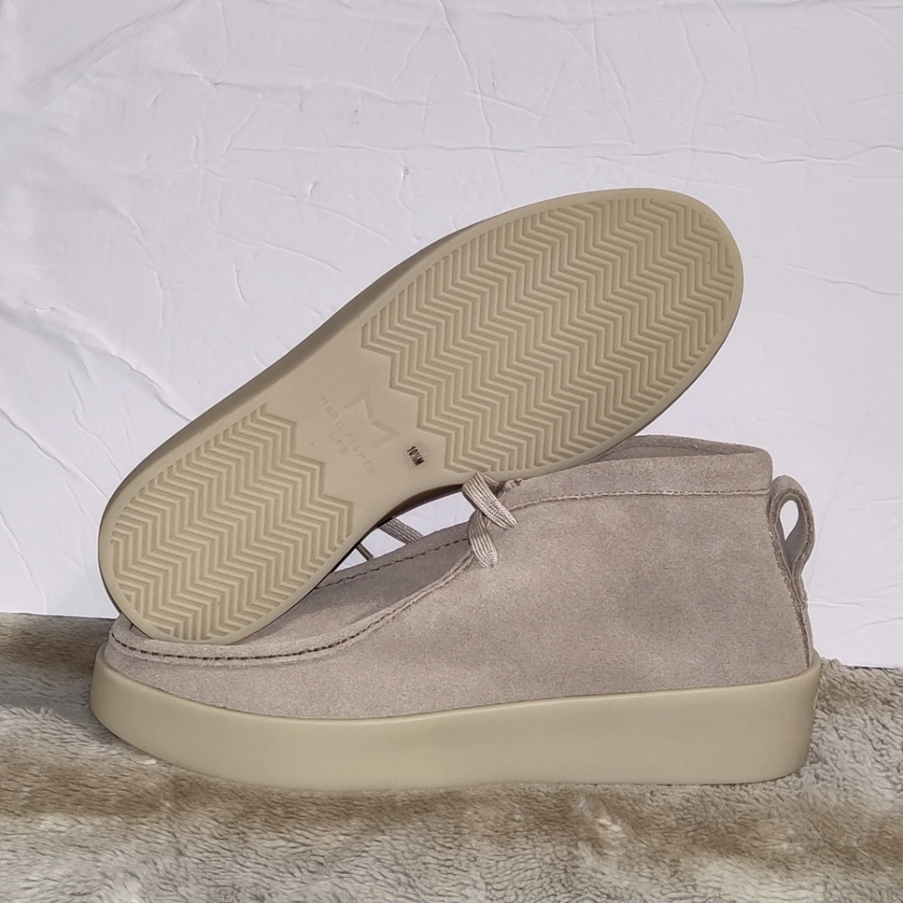 Marc Fisher COOPER CHUKKA BOOT IN LIGHT NATURAL Men's Sz 10.5